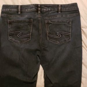 Barely worn silver Jean's Suki bootcut size 20x31